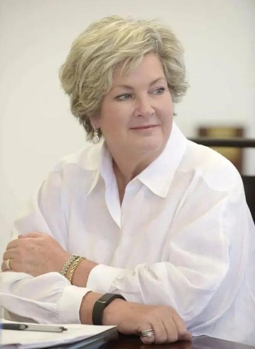 免费资料-资料大全和白宫幕僚长身份被盗与白宫幕僚长身份被盗 fbi介入